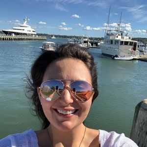 Meet your Posher, Samantha